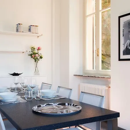 La Dolce - The House Of Travelers Villa Como